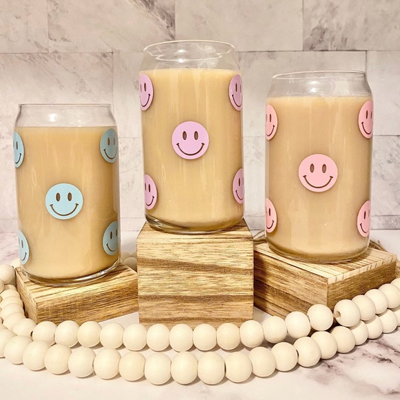 🙂HOST PICK🙂🌟 Smiley Face Glass | Iced Coffee Glass Cup🌟 - Picture 1 of 6
